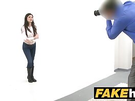 Sexy studentessa bruna si film porno gratis di vecchie fa riempire la faccia di sborra sul video BangBus (Olivia Olove)